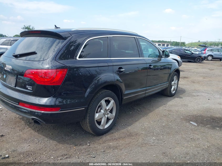 2015 Audi Q7 VIN WA1LGAFE1FD010081 IAAI salvage auction — NORMAL WEAR, Clear (New Jersey), sold $2,600 on 2026-07-20 (photo 4)