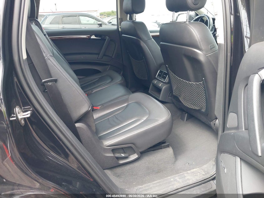 2015 Audi Q7 VIN WA1LGAFE1FD010081 IAAI salvage auction — NORMAL WEAR, Clear (New Jersey), sold $2,600 on 2026-07-20 (photo 8)