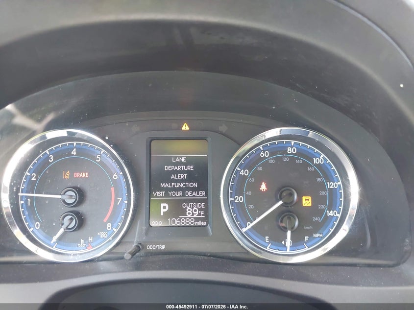 2018 Toyota Corolla VIN 5YFBURHE9JP827407 IAAI salvage auction — RIGHT SIDE, Salvage (California), sold $2,850 on 2026-07-22 (photo 7)