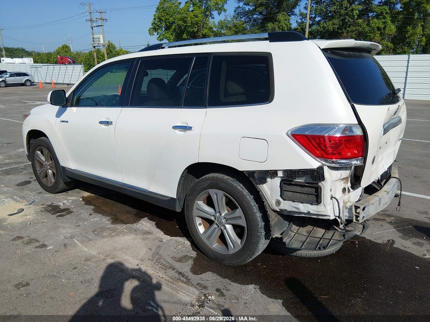 2013 Toyota Highlander VIN 5TDDK3EH2DS276842 IAAI salvage auction — REAR END, Salvage (Tennessee), sold $3,450 on 2026-07-18 (photo 3)