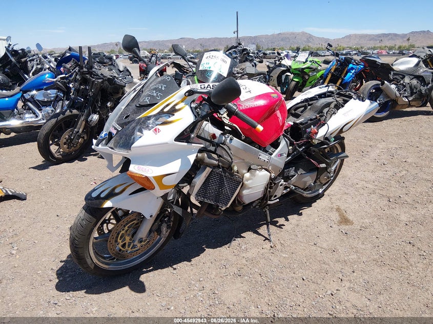2002 Honda Vfr800 VIN JH2RC46162M401688 IAAI salvage auction — ROLLOVER, Salvage (Arizona), sold $50 on 2026-07-22 (photo 2)