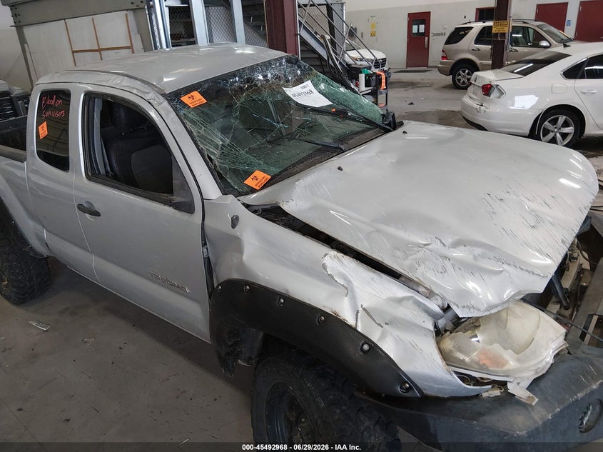 2006 Toyota Tacoma VIN 5TEUU42N26Z213529 IAAI salvage auction — ROLLOVER, Salvage (Idaho), sold $1,350 on 2026-07-24 (photo 6)