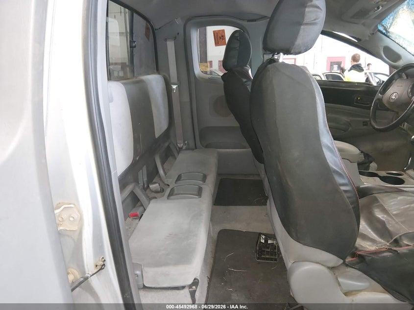 2006 Toyota Tacoma VIN 5TEUU42N26Z213529 IAAI salvage auction — ROLLOVER, Salvage (Idaho), sold $1,350 on 2026-07-24 (photo 8)