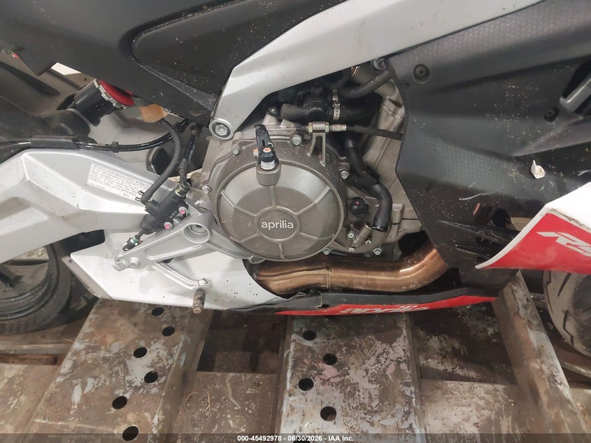 2024 Aprilia Rs VIN ZD4KSUG00RS002398 IAAI salvage auction — ALL OVER, Salvage (Georgia), sold $100 on 2026-07-28 (photo 8)