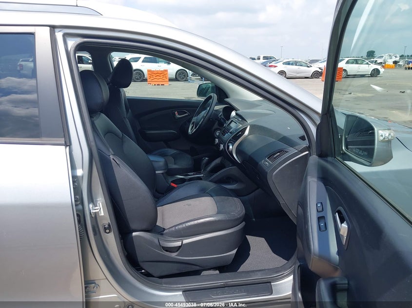 2013 Hyundai Tucson VIN KM8JU3AC9DU549385 IAAI salvage auction — FRONT END, Salvage (Missouri), sold $2,000 on 2026-08-23 (photo 5)