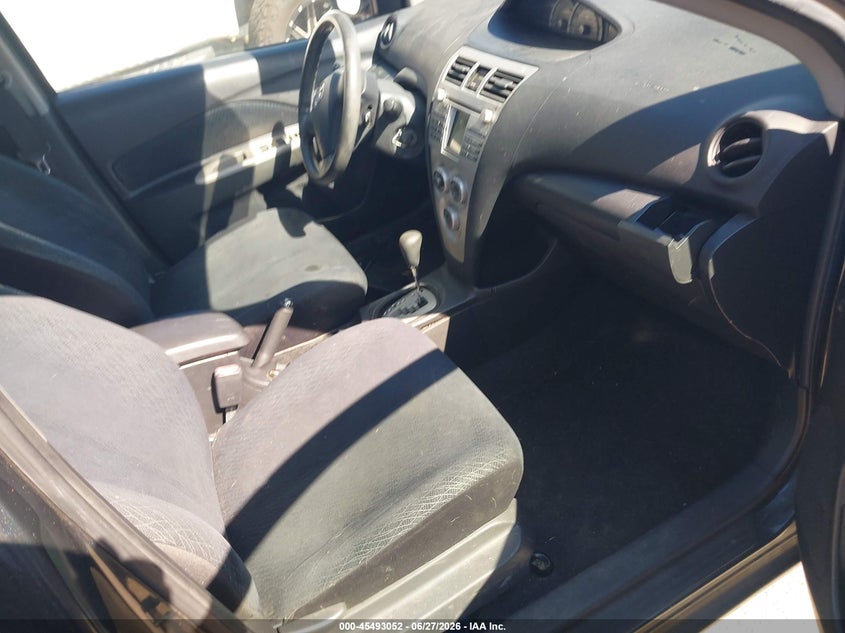 2007 Toyota Yaris VIN JTDBT923271087450 IAAI salvage auction — NORMAL WEAR, Clear (Colorado), sold $300 on 2026-07-14 (photo 5)