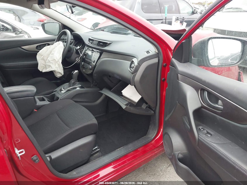2017 Nissan Rogue VIN JN1BJ1CP3HW001854 IAAI salvage auction — NORMAL WEAR, Salvage (California), sold $700 on 2026-07-09 (photo 5)