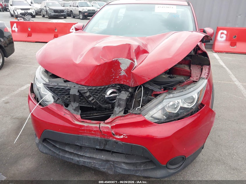 2017 Nissan Rogue VIN JN1BJ1CP3HW001854 IAAI salvage auction — NORMAL WEAR, Salvage (California), sold $700 on 2026-07-09 (photo 6)