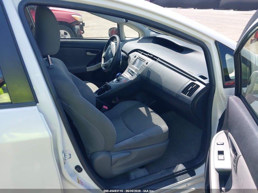 2013 Toyota Prius VIN JTDKN3DU4D5542901 IAAI salvage auction — FRONT END, Salvage Title, sold $2,300 on 2026-07-29 (photo 5)