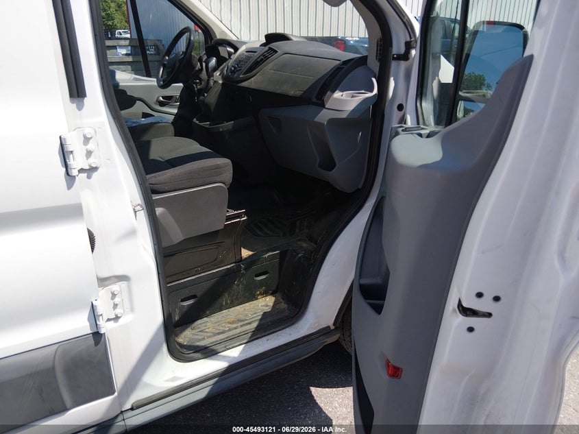 2016 Ford Transit 150 VIN 1FTYE1ZMXGKB00041 IAAI salvage auction — NORMAL WEAR, SF97 (Maryland), sold $7,100 on 2026-07-21 (photo 5)