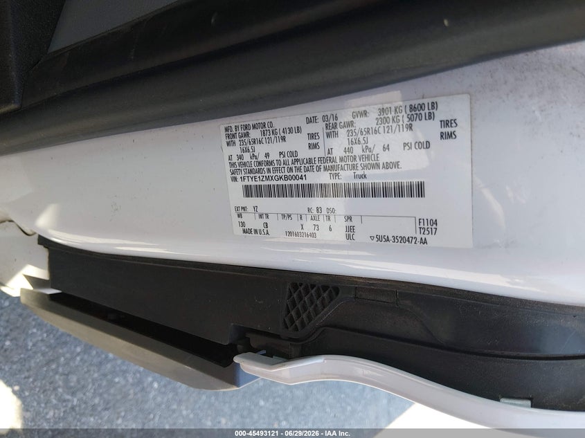2016 Ford Transit 150 VIN 1FTYE1ZMXGKB00041 IAAI salvage auction — NORMAL WEAR, SF97 (Maryland), sold $7,100 on 2026-07-21 (photo 9)