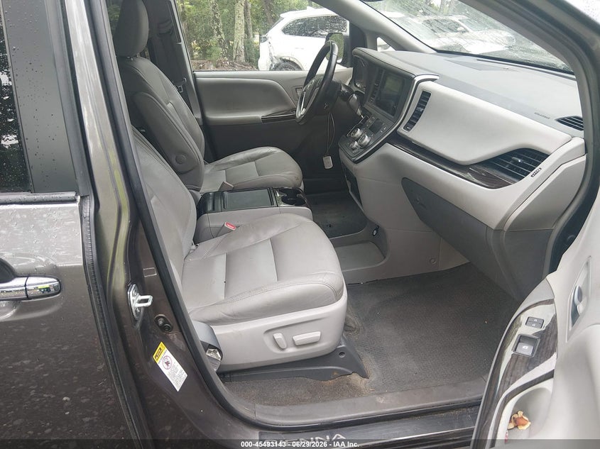 2015 Toyota Sienna VIN 5TDYK3DC5FS605060 IAAI salvage auction — FRONT & REAR, Salvage (Virginia), sold $575 on 2026-07-28 (photo 5)