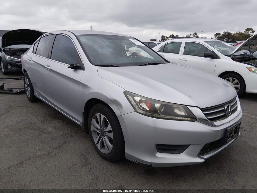 2015 Honda Accord VIN 1HGCR2F33FA033210 IAAI salvage auction — REAR END, Salvage (California), sold $1,250 on 2026-07-09 (photo 1)