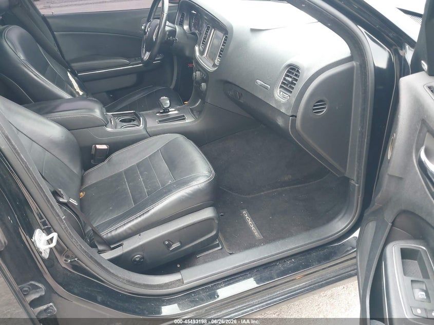 2013 Dodge Charger VIN 2C3CDXJG6DH541209 IAAI salvage auction — FRONT & REAR, Salvage Title, sold $1,000 on 2026-07-31 (photo 5)
