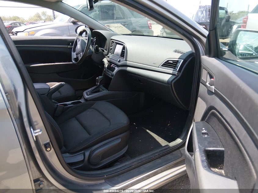 2017 Hyundai Elantra VIN KMHD84LF7HU407458 IAAI salvage auction — NORMAL WEAR, Clear (Louisiana), sold $3,950 on 2026-07-06 (photo 5)
