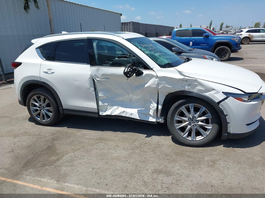 2021 Mazda Cx-5 VIN JM3KFADMXM1367568 IAAI salvage auction — SIDE, Salvage (California), sold $3,500 on 2026-07-28 (photo 6)