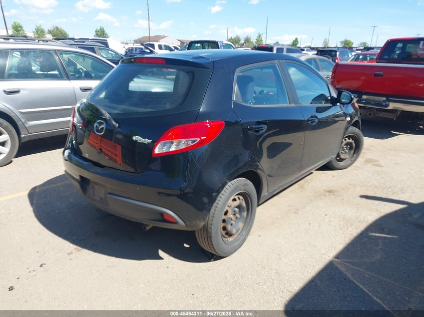 2012 Mazda 2 VIN JM1DE1KY9C0140158 IAAI salvage auction — NORMAL WEAR, Clear (Colorado), sold $600 on 2026-07-21 (photo 4)