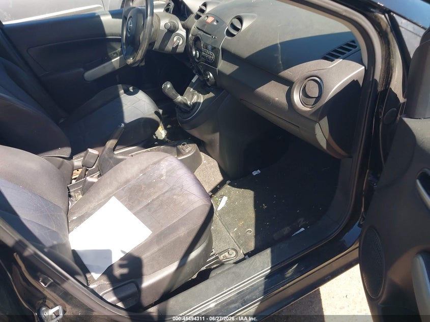 2012 Mazda 2 VIN JM1DE1KY9C0140158 IAAI salvage auction — NORMAL WEAR, Clear (Colorado), sold $600 on 2026-07-21 (photo 5)