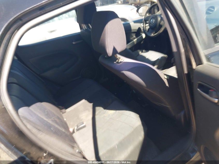 2012 Mazda 2 VIN JM1DE1KY9C0140158 IAAI salvage auction — NORMAL WEAR, Clear (Colorado), sold $600 on 2026-07-21 (photo 8)