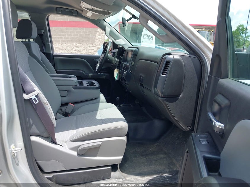 2017 Chevrolet Silverado 2500 VIN 1GC1KUEG5HF200294 IAAI salvage auction — NORMAL WEAR, SF97 (Maine), sold $18,175 on 2026-07-23 (photo 5)