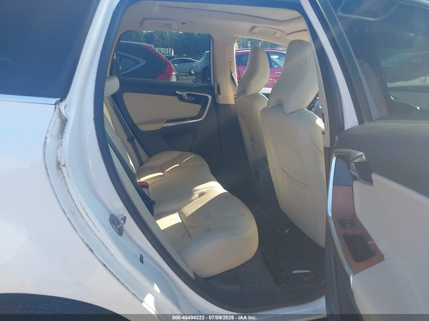 2017 Volvo Xc60 VIN YV449MRU9H2137777 IAAI salvage auction — FRONT END, Salvage (Idaho), sold $2,050 on 2026-07-17 (photo 8)