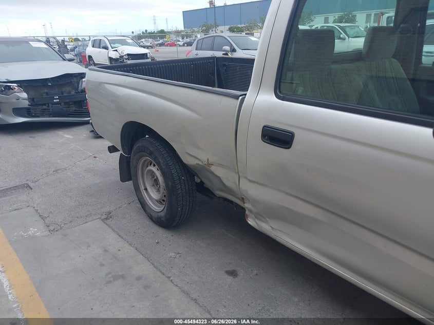 2004 Toyota Tacoma VIN 5TENL42N24Z459419 IAAI salvage auction — RIGHT SIDE, Salvage (California), sold $3,350 on 2026-07-13 (photo 6)