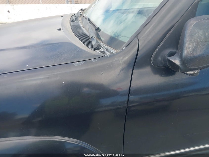 2001 Toyota Sequoia VIN 5TDZT38A31S011201 IAAI salvage auction — NORMAL WEAR, Salvage Title - Dealer (California), sold $400 on 2026-07-29 (photo 6)