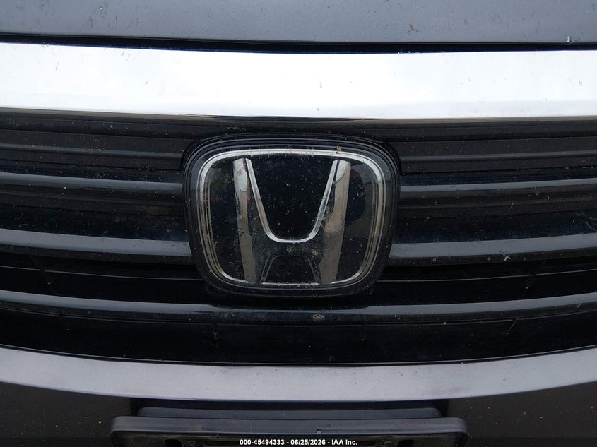 2023 Honda Odyssey VIN 5FNRL6H51PB065999 IAAI salvage auction — NORMAL WEAR, SF97 (Oregon), sold $8,600 on 2026-07-29 (photo 6)