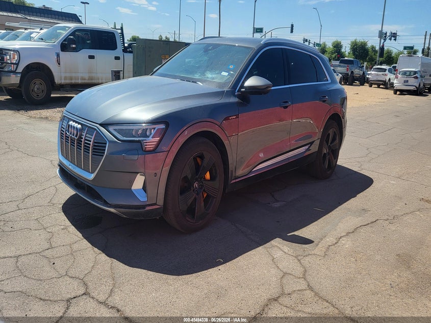 2019 Audi E-tron VIN WA1VAAGE1KB007017 IAAI salvage auction — NORMAL WEAR, Clear (Arizona), sold $8,100 on 2026-07-11 (photo 2)