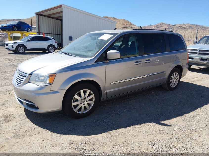 2015 Chrysler Town & country VIN 2C4RC1BG0FR696629 IAAI salvage auction — NORMAL WEAR, Clear-Dealer Only (Washington), sold $1,450 on 2026-07-17 (photo 2)