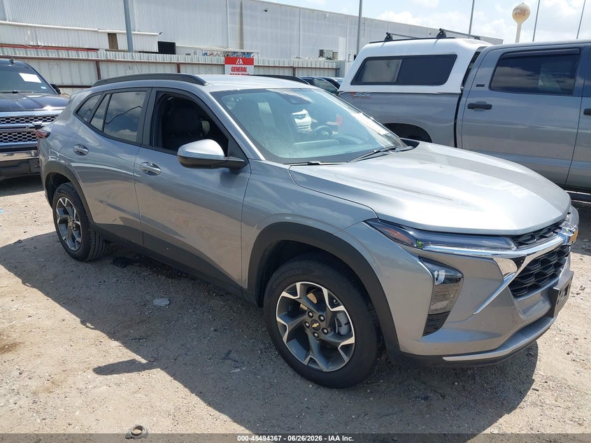 2026 Chevrolet Trax VIN KL77LHEP0TC140320 IAAI salvage auction — WATER/FLOOD, Rebuildable (Florida), sold $7,550 on 2026-07-16 (photo 1)