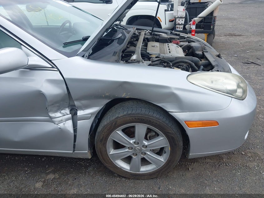 2005 Lexus Es 330 VIN JTHBA30GX55142661 IAAI salvage auction — RIGHT FRONT, Clear (Virginia), sold $1,350 on 2026-07-09 (photo 6)