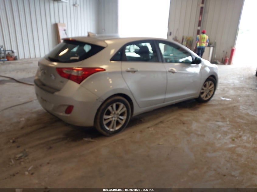 2013 Hyundai Elantra VIN KMHD35LE4DU156047 IAAI salvage auction — NORMAL WEAR, Clear (Tennessee), sold $375 on 2026-07-21 (photo 4)