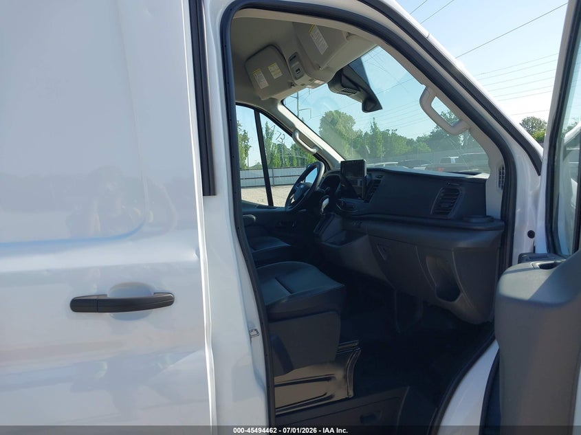 2026 Ford Transit VIN 1FTBR1X86TKA89985 IAAI salvage auction — HAIL, Enterprise Vehicles Clear Only (Kansas), sold $34,000 on 2026-07-08 (photo 5)