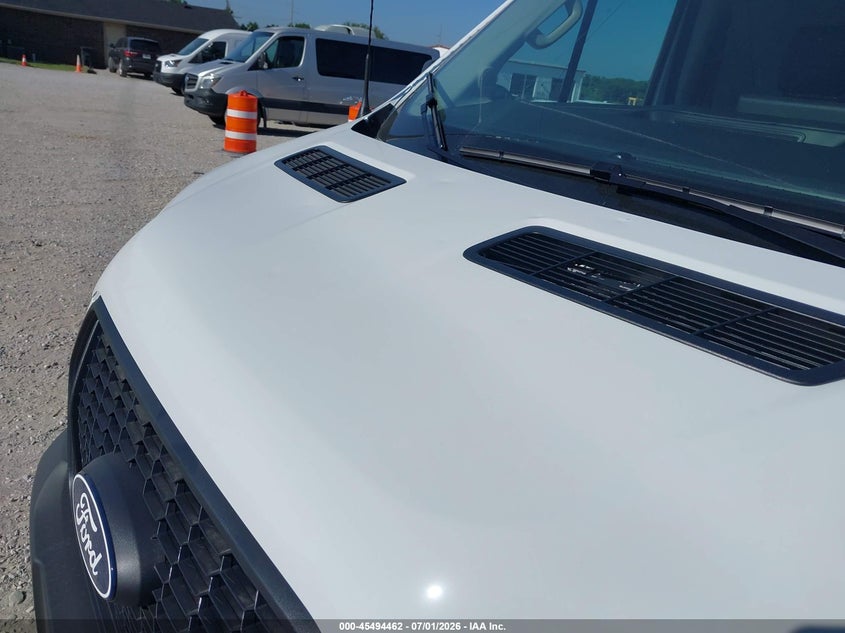 2026 Ford Transit VIN 1FTBR1X86TKA89985 IAAI salvage auction — HAIL, Enterprise Vehicles Clear Only (Kansas), sold $34,000 on 2026-07-08 (photo 6)