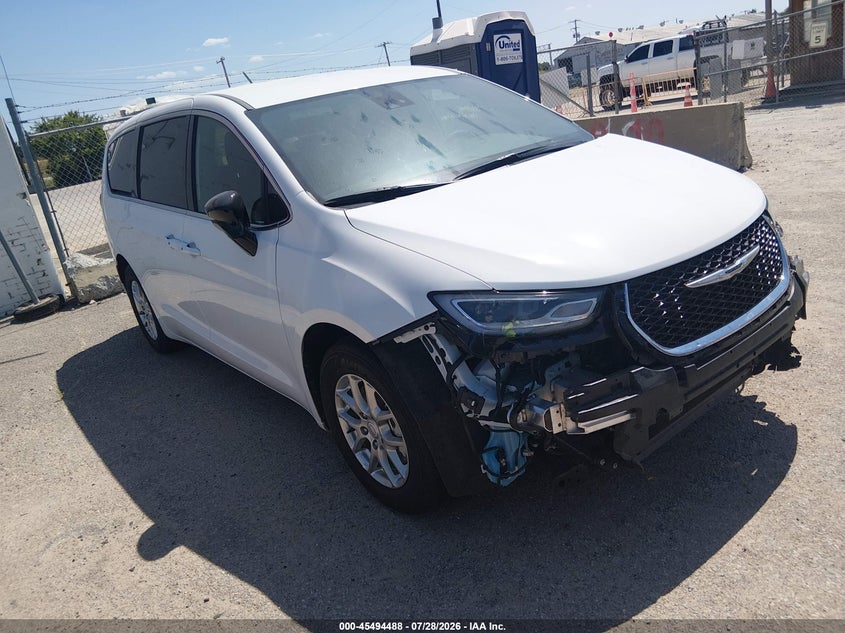 2026 Chrysler Pacifica VIN 2C4RC1BG0TR196756 — IAAI salvage auction photo