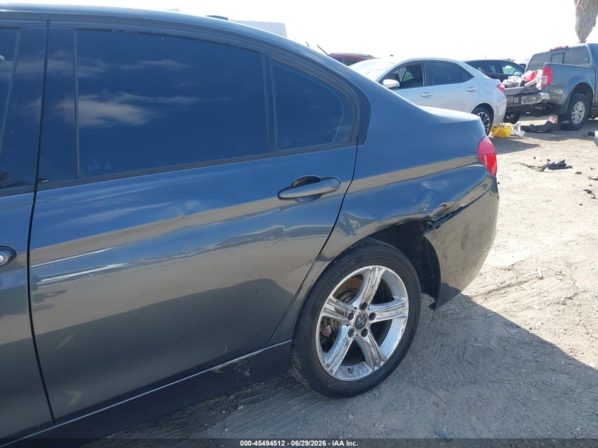 2016 BMW 3er VIN WBA8E9G51GNT43663 IAAI salvage auction — UNKNOWN, Clear - Dealer Only (California), sold $1,900 on 2026-07-22 (photo 6)