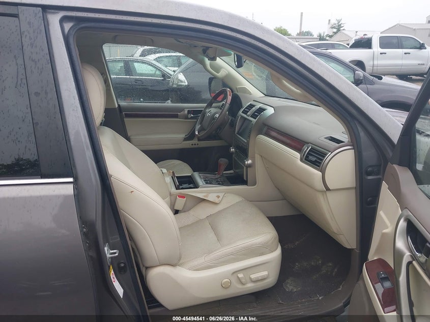 2010 Lexus Gx 460 VIN JTJJM7FX7A5015151 IAAI salvage auction — NORMAL WEAR, Original (Ohio), sold $4,450 on 2026-07-14 (photo 5)