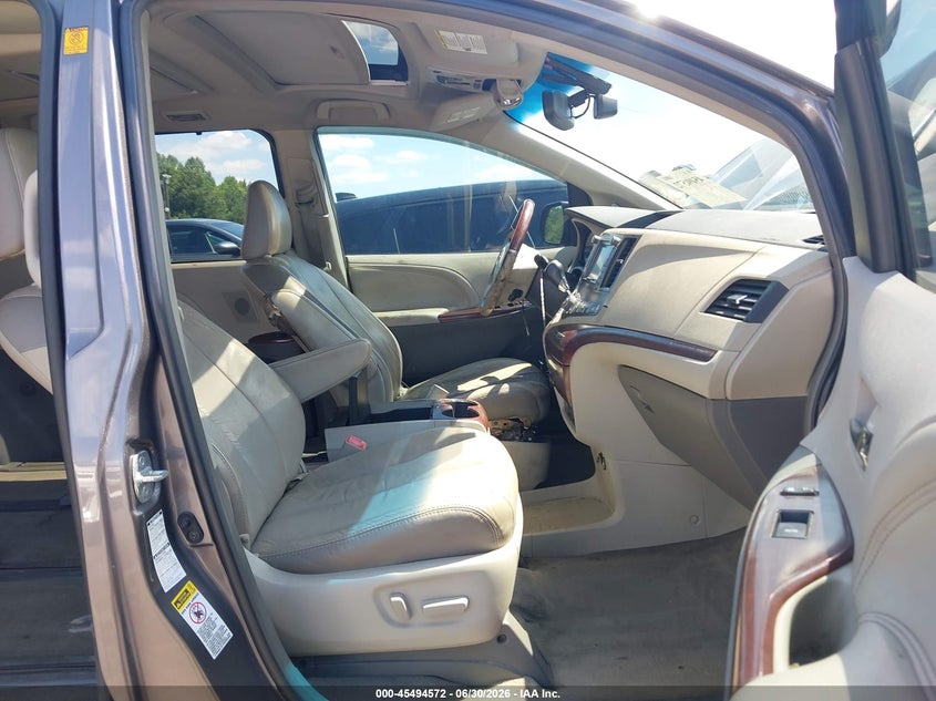 2011 Toyota Sienna VIN 5TDDK3DCXBS027255 IAAI salvage auction — LEFT SIDE, Salvage (Idaho), sold $1,650 on 2026-07-22 (photo 5)