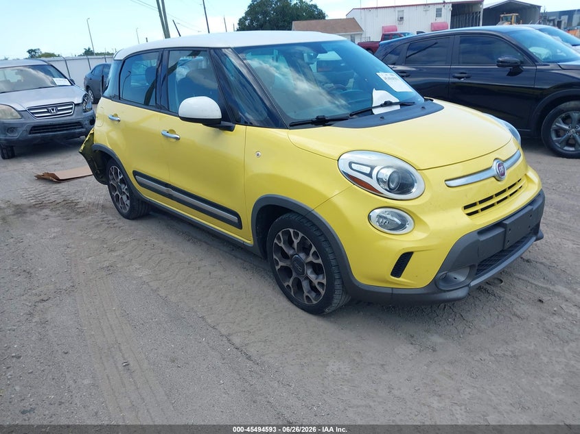 2014 Fiat 500l VIN ZFBCFADH5EZ004603 IAAI salvage auction — REAR END, Rebuildable (Florida), sold $850 on 2026-07-11 (photo 1)