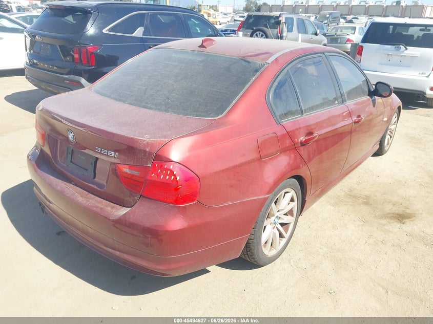 2011 BMW 3 series VIN WBAPH5C5XBA447621 IAAI salvage auction — NORMAL WEAR, Clear - Dealer Only (California), sold $1,000 on 2026-07-08 (photo 4)