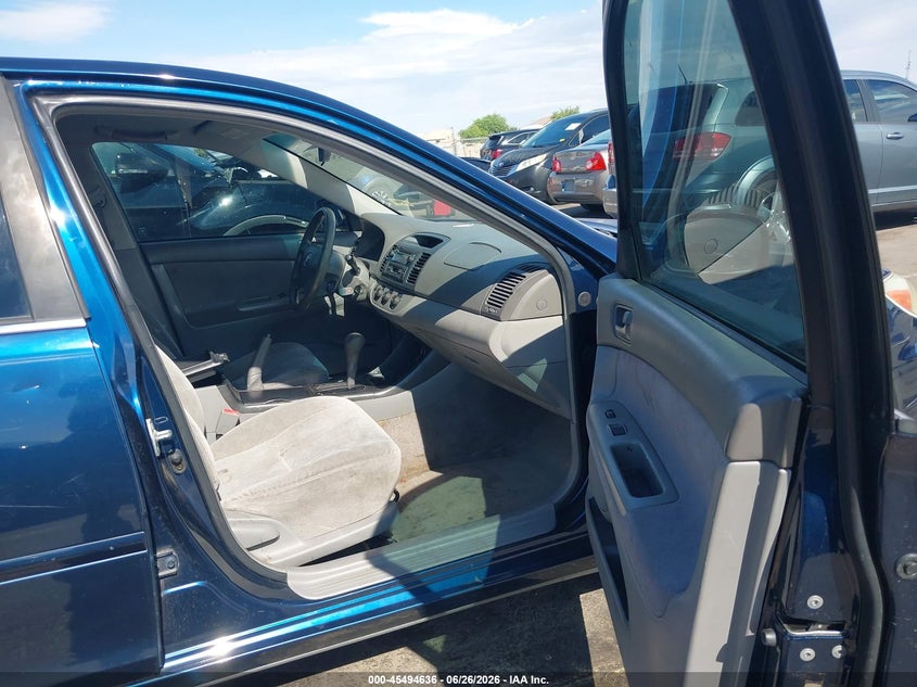2002 Toyota Camry VIN JTDBE32K220123652 IAAI salvage auction — RIGHT REAR, Salvage (Arizona), sold $400 on 2026-07-28 (photo 5)