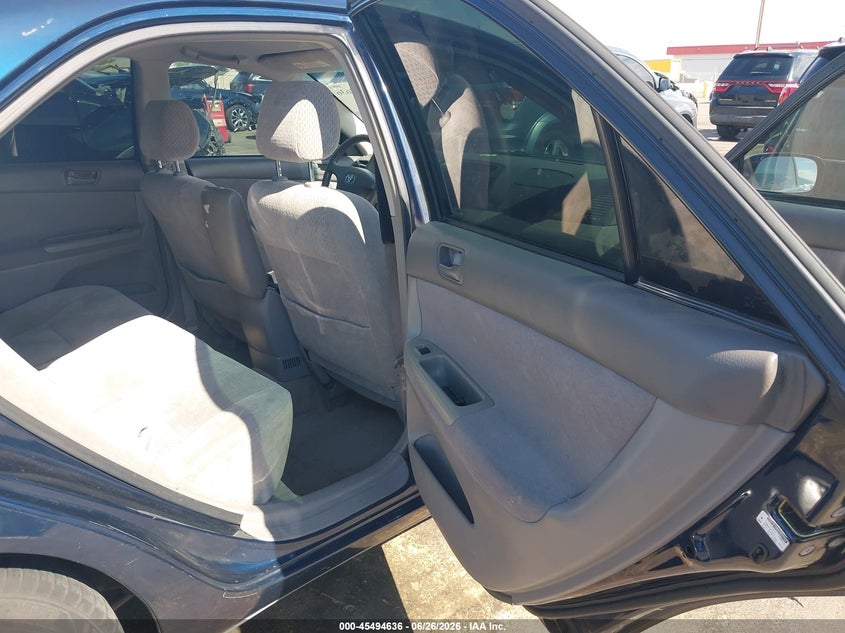 2002 Toyota Camry VIN JTDBE32K220123652 IAAI salvage auction — RIGHT REAR, Salvage (Arizona), sold $400 on 2026-07-28 (photo 8)