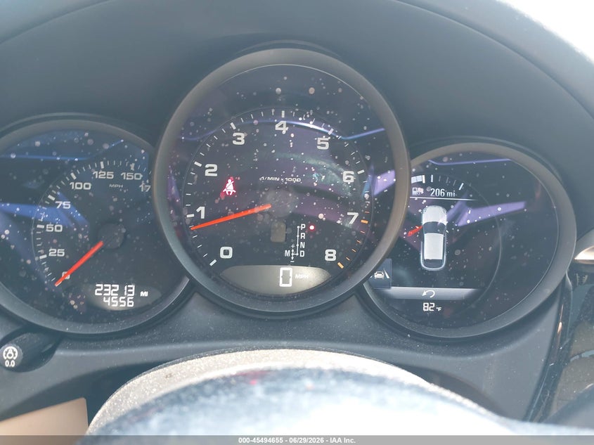 2018 Porsche Macan VIN WP1AA2A50JLB16949 IAAI salvage auction — RIGHT FRONT, Salvage (Pennsylvania), sold $11,600 on 2026-07-17 (photo 7)