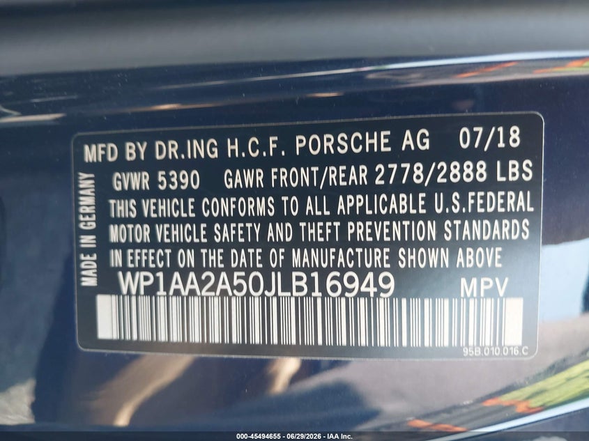 2018 Porsche Macan VIN WP1AA2A50JLB16949 IAAI salvage auction — RIGHT FRONT, Salvage (Pennsylvania), sold $11,600 on 2026-07-17 (photo 9)