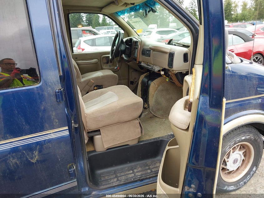 2002 Chevrolet Express 2500 VIN 1GBFG15M321216630 IAAI salvage auction — NORMAL WEAR, Clear (Washington), sold $325 on 2026-07-08 (photo 5)