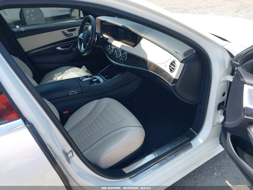 2018 Mercedes-benz S-klasse VIN WDDUG8GBXJA383482 IAAI salvage auction — SIDE, Salvage Title, sold $23,325 on 2026-08-18 (photo 5)