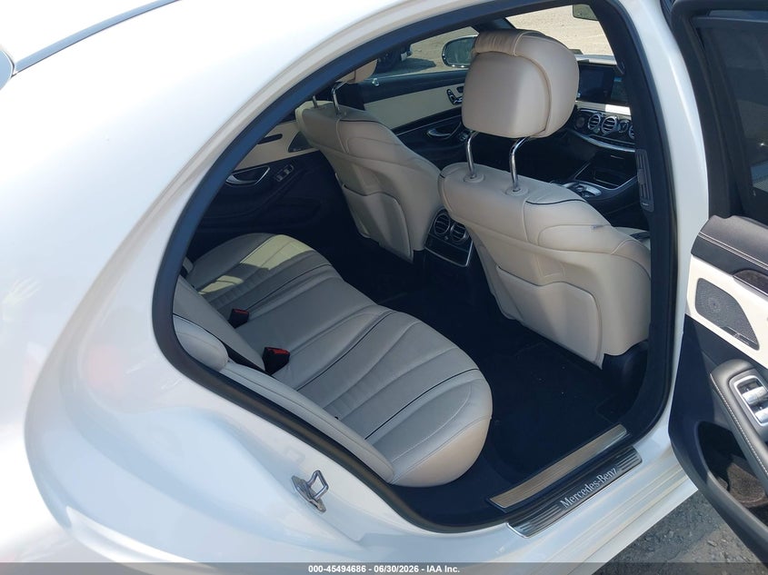 2018 Mercedes-benz S-klasse VIN WDDUG8GBXJA383482 IAAI salvage auction — SIDE, Salvage Title, sold $23,325 on 2026-08-18 (photo 8)