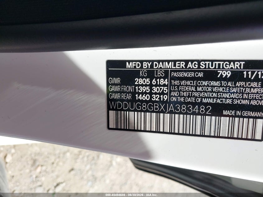 2018 Mercedes-benz S-klasse VIN WDDUG8GBXJA383482 IAAI salvage auction — SIDE, Salvage Title, sold $23,325 on 2026-08-18 (photo 9)