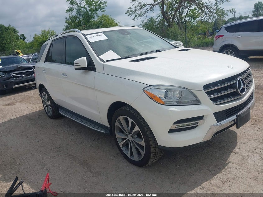 2014 Mercedes-benz M-klasse VIN 4JGDA5HB4EA421282 IAAI salvage auction — NORMAL WEAR, Clear-Endorsement (Wisconsin), sold $5,200 on 2026-08-04 (photo 1)